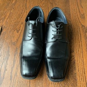 Men’s Dress Shoes size 9.5us